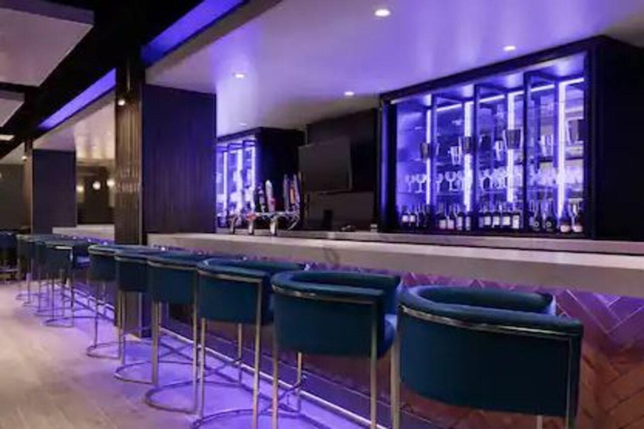 Embassy Suites By Hilton Toronto Airport Dış mekan fotoğraf