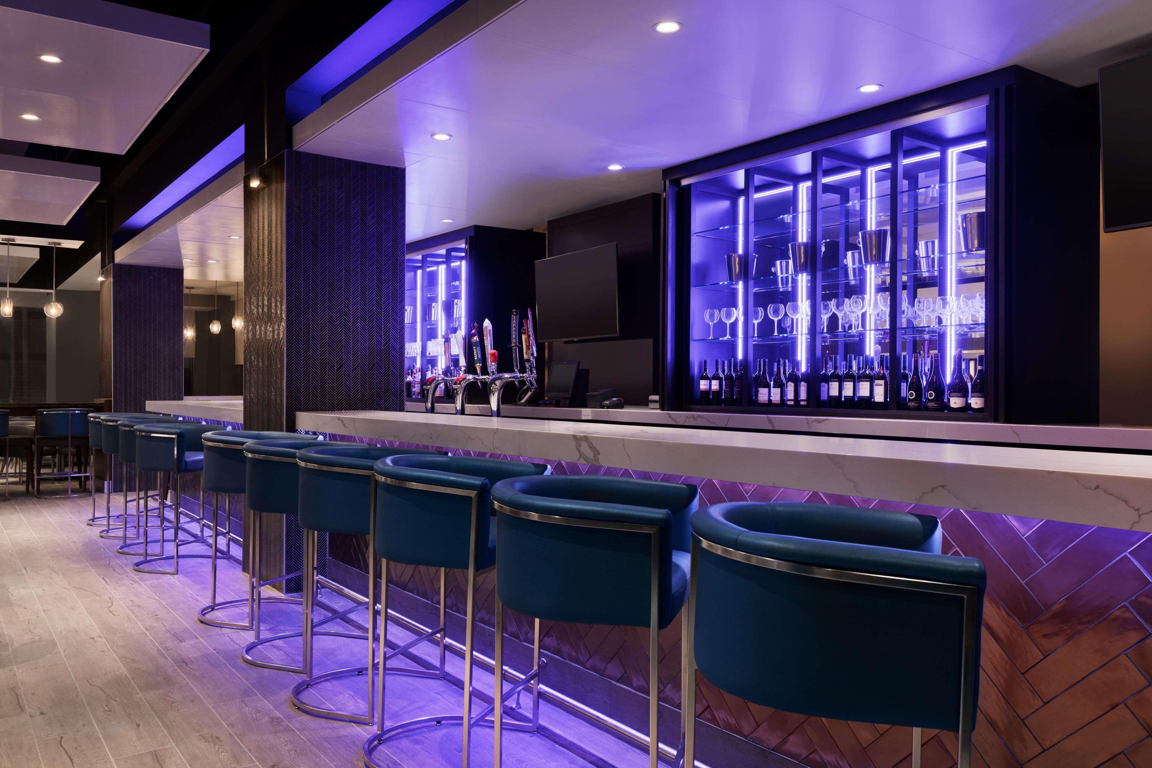 Embassy Suites By Hilton Toronto Airport Dış mekan fotoğraf