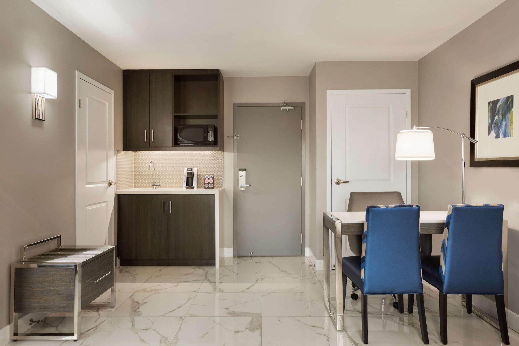 Embassy Suites By Hilton Toronto Airport Dış mekan fotoğraf