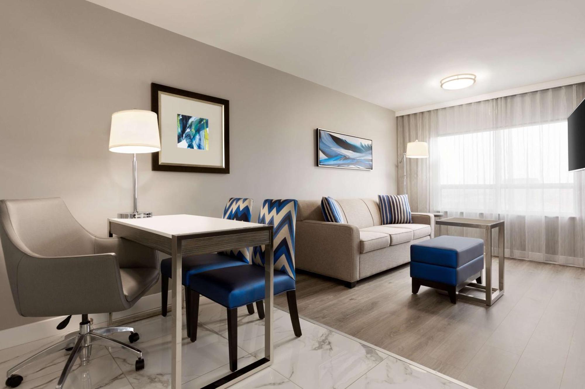 Embassy Suites By Hilton Toronto Airport Dış mekan fotoğraf