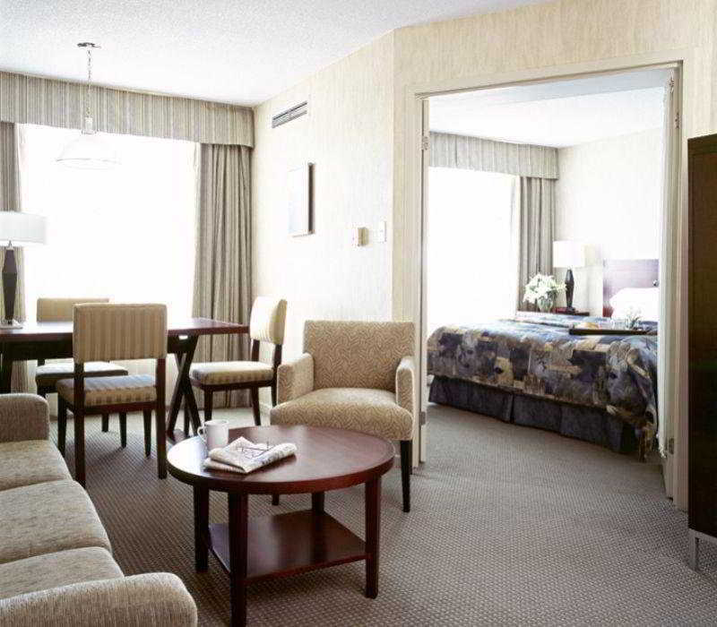 Embassy Suites By Hilton Toronto Airport Dış mekan fotoğraf